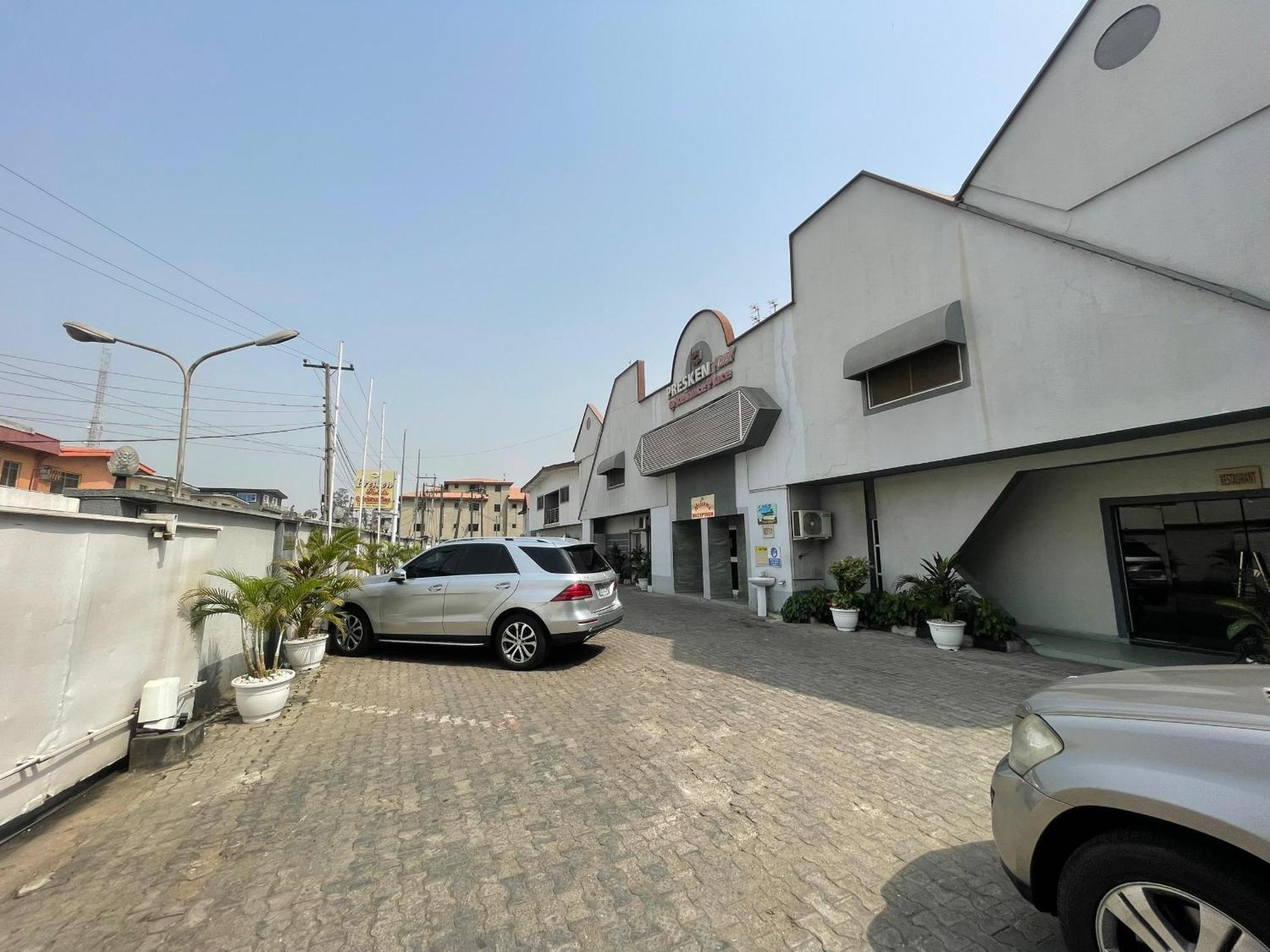 Presken Hotel Ikeja Eksteriør bilde